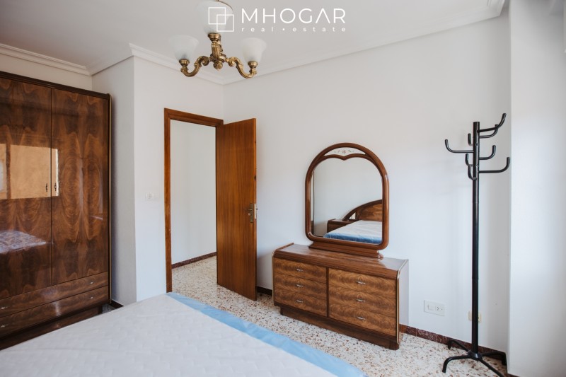 Jalón - Amplio apartamento con vista a un precio excelente!